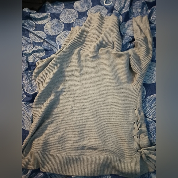 Kaisely turtleneck sweatshirt - Picture 1 of 4